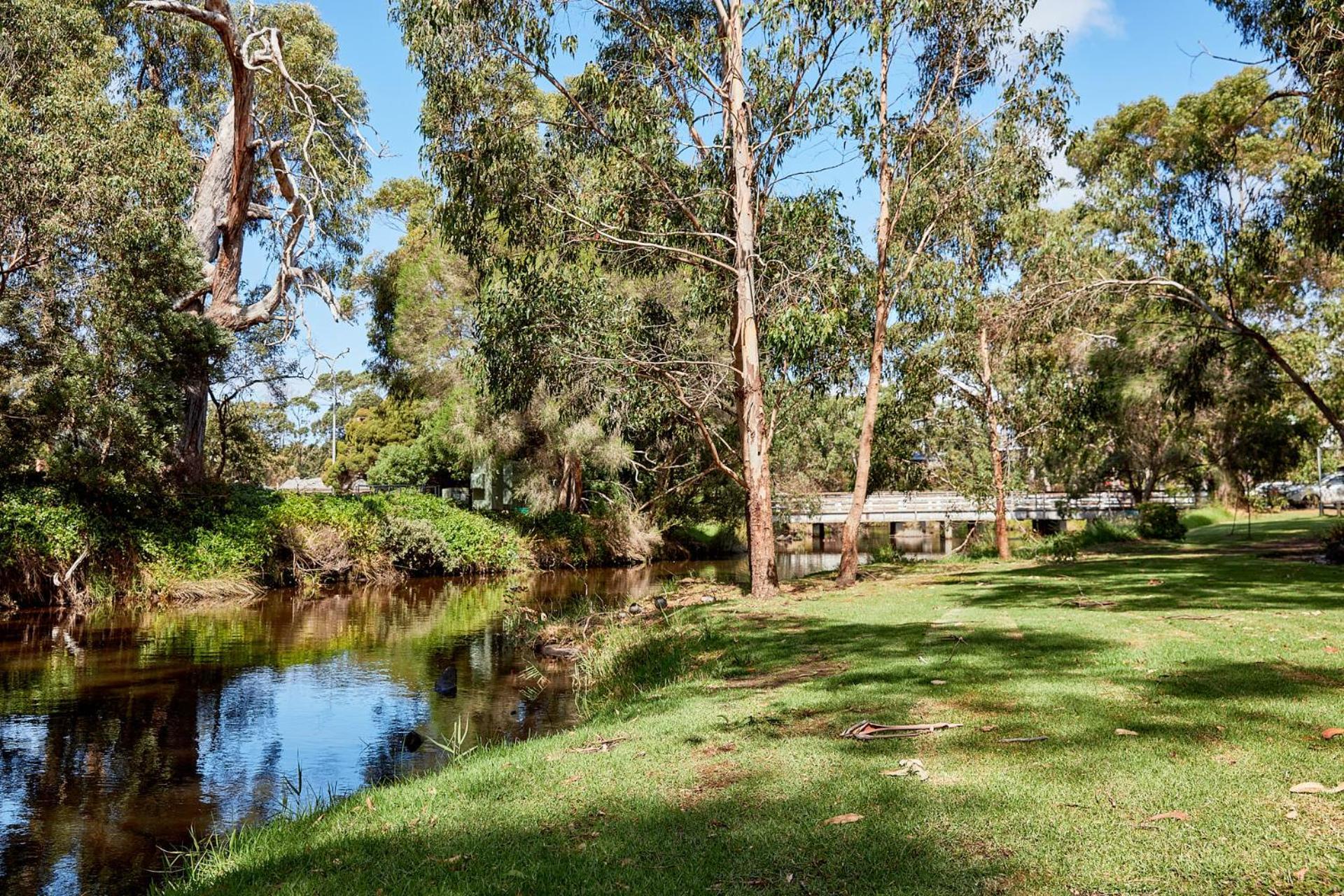 Lorne Foreshore Caravan Park Exterior photo